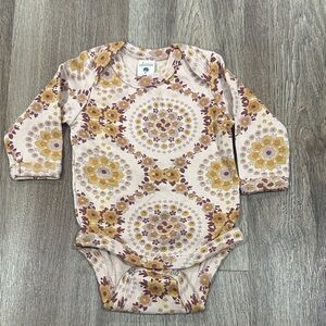 Kate Quinn 0–3M Organic Cotton Bodysuit | Floral Medallion Print